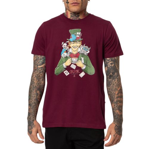 Camiseta-Masculina-Okdok-Artistic-Mad-Hatter-VINHO