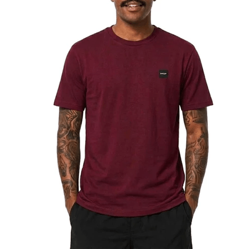 FOA407857-40C---OAKLEY-PATCH-TEE-II---RED-NIGHT